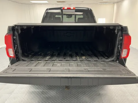 More photos of 2018 Chevrolet Silverado 1500 High Country at MAG CDJR, MO