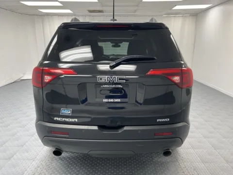 More photos of 2019 GMC Acadia SLT at MAG CDJR, MO