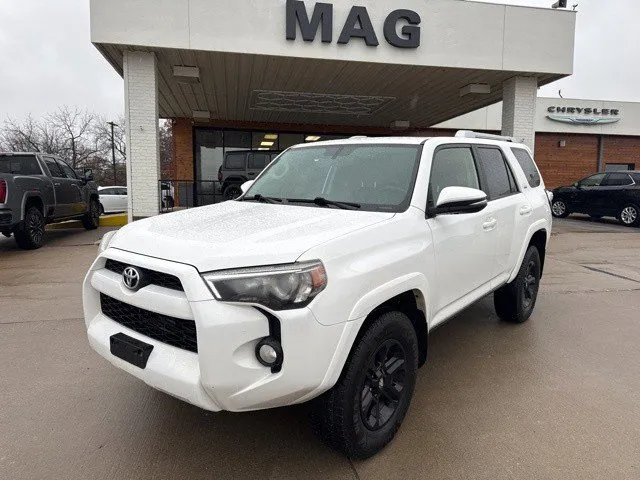 White 2016 Toyota 4Runner SR5 Premium for sale in Chillicothe, MO