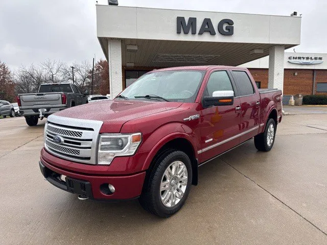 Red 2013 Ford F-150 Platinum for sale in Chillicothe, MO