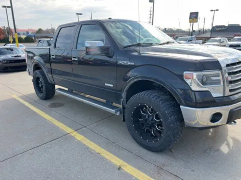 Another view of 2013 Ford F-150 4WD SuperCrew 145 XL for sale in Chillicothe, MO at MAG CDJR