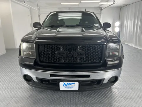 Photos of 2013 GMC Sierra 1500 SLE for sale in Chillicothe, MO at MAG CDJR