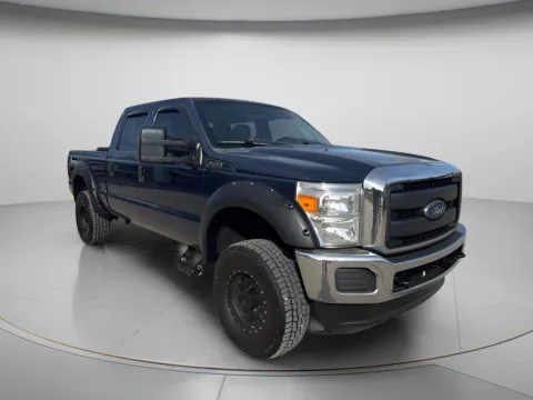 Blue 2016 Ford Super Duty F-250 SRW XL for sale in Chillicothe, MO