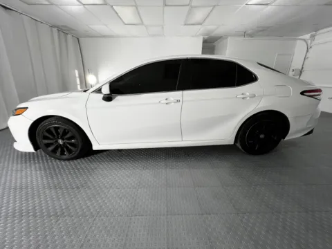 More photos of 2020 Toyota Camry LE at MAG CDJR, MO