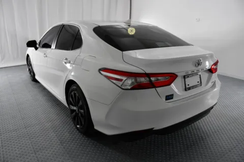 More photos of 2020 Toyota Camry LE at MAG CDJR, MO