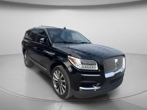 Black 2018 Lincoln Navigator Select for sale in Chillicothe, MO