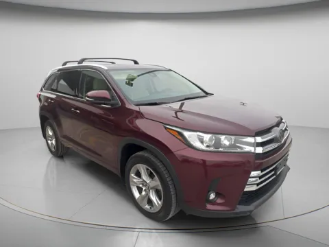 Red 2019 Toyota Highlander Limited for sale in Chillicothe, MO