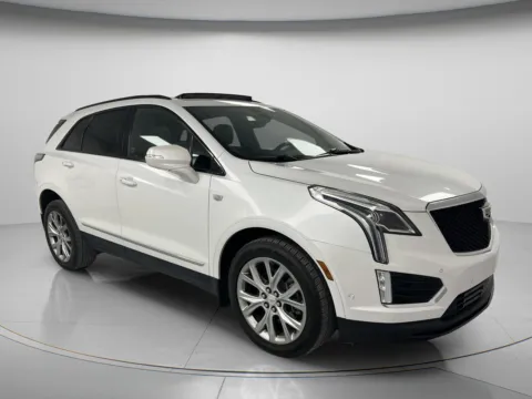 White 2020 Cadillac XT5 Sport AWD for sale in Chillicothe, MO