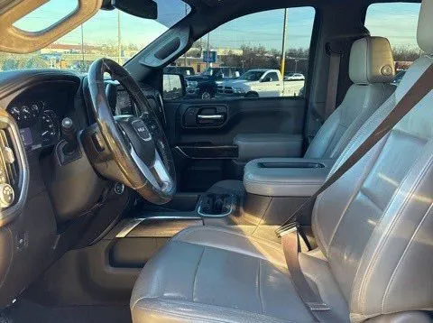 Another view of 2019 GMC Sierra 1500 SLT for sale in Chillicothe, MO at MAG CDJR