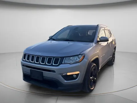 Photos of 2019 Jeep Compass Latitude for sale in Chillicothe, MO at MAG CDJR