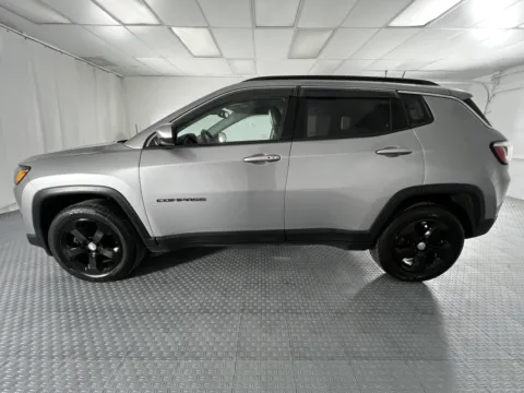 More photos of 2019 Jeep Compass Latitude at MAG CDJR, MO