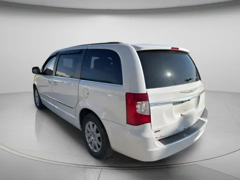 More photos of 2014 Chrysler Town & Country Touring at MAG CDJR, MO