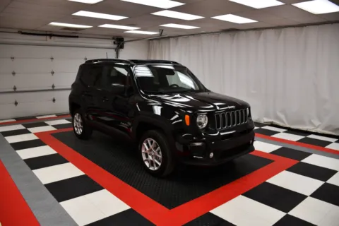 Another view of 2023 Jeep Renegade Latitude for sale in Chillicothe, MO at MAG CDJR