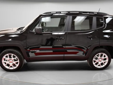 More photos of 2023 Jeep Renegade Latitude at MAG CDJR, MO