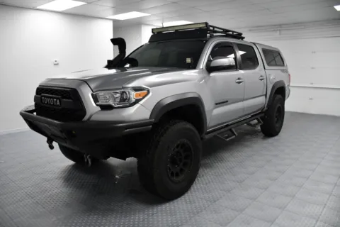 Another view of 2016 Toyota Tacoma TRD Off Road for sale in Chillicothe, MO at MAG CDJR
