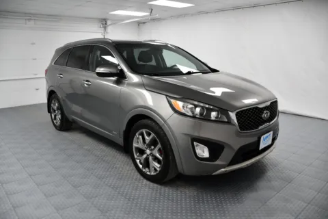 Silver 2016 Kia Sorento SX for sale in Chillicothe, MO