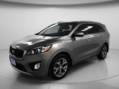 Another view of 2016 Kia Sorento SX for sale in Chillicothe, MO at MAG CDJR