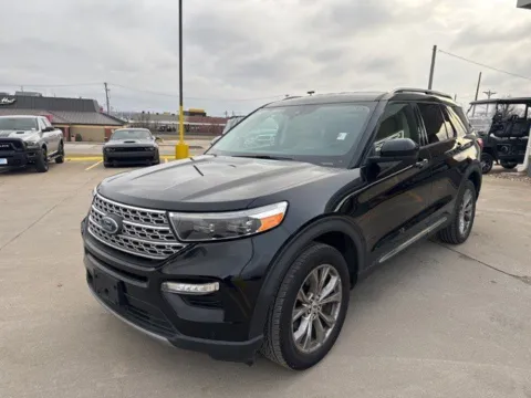 Photos of 2022 Ford Explorer Limited for sale in Chillicothe, MO at MAG CDJR