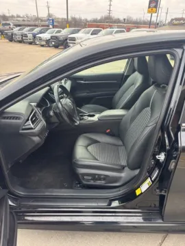 More photos of 2023 Toyota Camry SE at MAG CDJR, MO