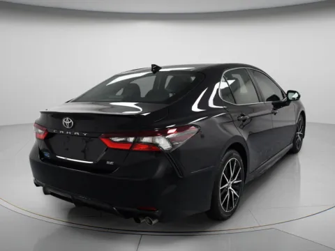 More photos of 2023 Toyota Camry SE at MAG CDJR, MO