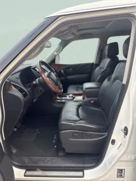 More photos of 2016 INFINITI QX80 4WD 4dr at MAG CDJR, MO