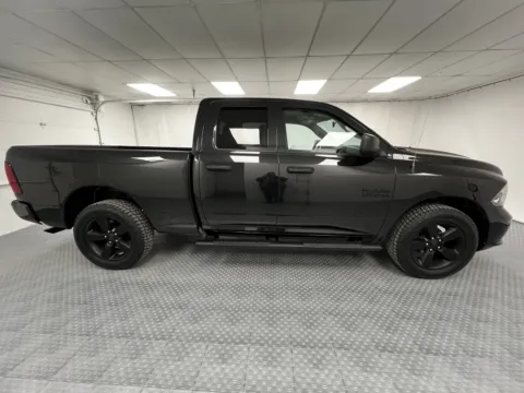 More photos of 2017 Ram 1500 Express at MAG CDJR, MO
