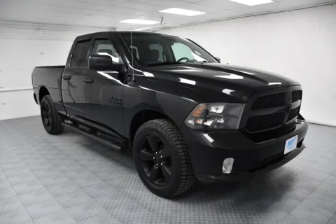 Black 2017 Ram 1500 Express for sale in Chillicothe, MO