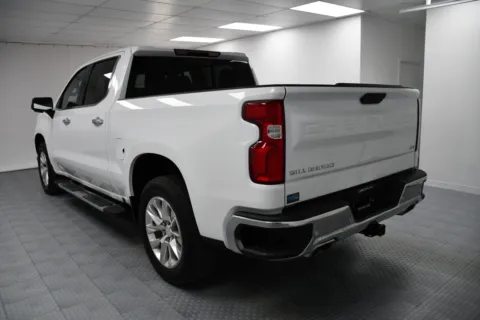 More photos of 2021 Chevrolet Silverado 1500 LTZ at MAG CDJR, MO