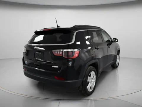 More photos of 2022 Jeep Compass Latitude at MAG CDJR, MO