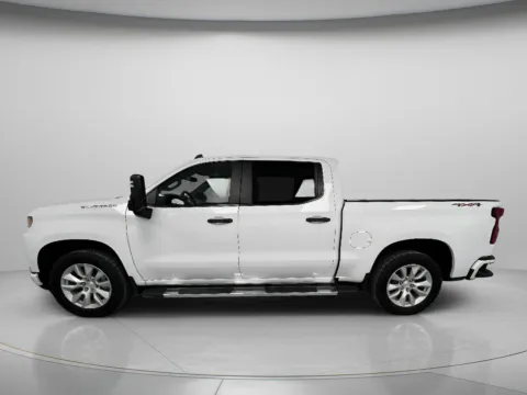 More photos of 2021 Chevrolet Silverado 1500 Custom at MAG CDJR, MO