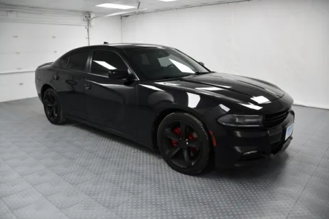 Another view of 2016 Dodge Charger R/T for sale in Chillicothe, MO at MAG CDJR