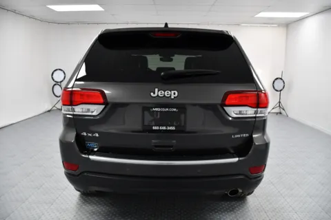 More photos of 2021 Jeep Grand Cherokee Limited at MAG CDJR, MO