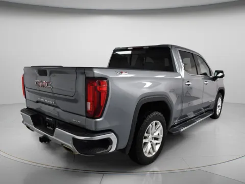 More photos of 2019 GMC Sierra 1500 SLT at MAG CDJR, MO