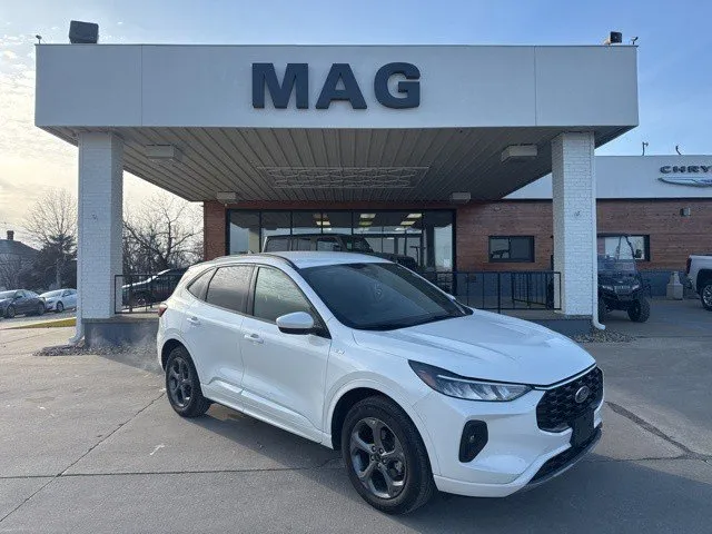White 2024 Ford Escape ST-Line Select for sale in Chillicothe, MO