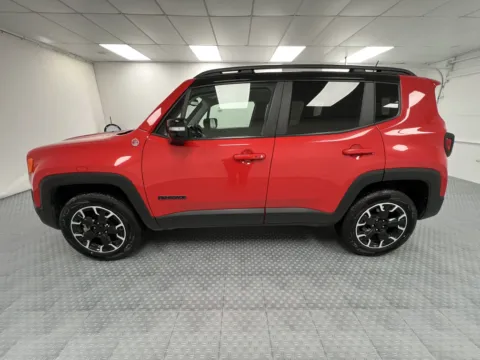 More photos of 2023 Jeep Renegade Trailhawk at MAG CDJR, MO