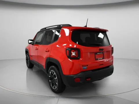 More photos of 2023 Jeep Renegade Trailhawk at MAG CDJR, MO