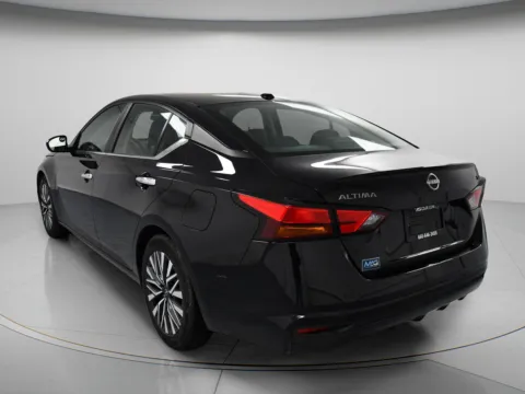 More photos of 2024 Nissan Altima 2.5 SV at MAG CDJR, MO
