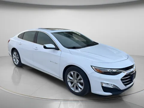 White 2024 Chevrolet Malibu LT for sale in Chillicothe, MO