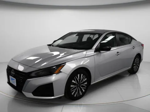 Another view of 2024 Nissan Altima 2.5 SV for sale in Chillicothe, MO at MAG CDJR