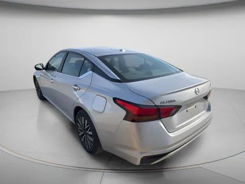 More photos of 2024 Nissan Altima 2.5 SV at MAG CDJR, MO