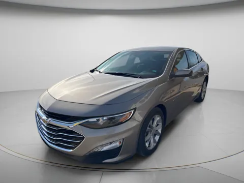 Photos of 2025 Chevrolet Malibu LT for sale in Chillicothe, MO at MAG CDJR