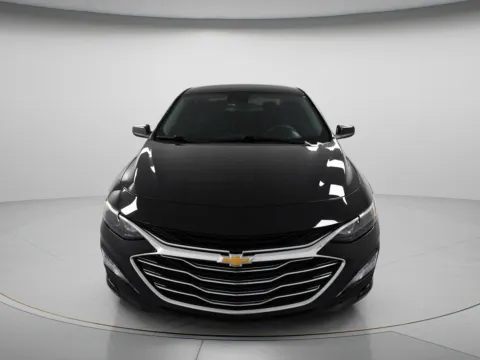 Photos of 2024 Chevrolet Malibu LT for sale in Chillicothe, MO at MAG CDJR