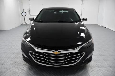 Photos of 2024 Chevrolet Malibu LT for sale in Chillicothe, MO at MAG CDJR