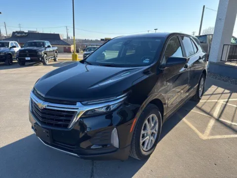 Photos of 2024 Chevrolet Equinox LT for sale in Chillicothe, MO at MAG CDJR