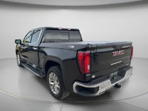 More photos of 2020 GMC Sierra 1500 SLT at MAG CDJR, MO
