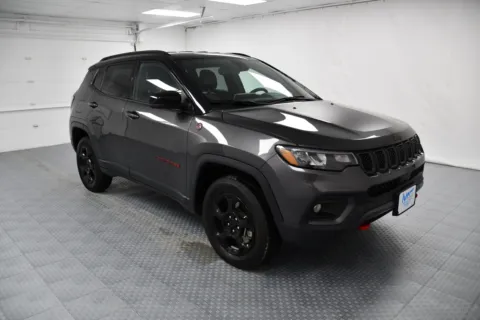 Gray 2023 Jeep Compass Trailhawk for sale in Chillicothe, MO