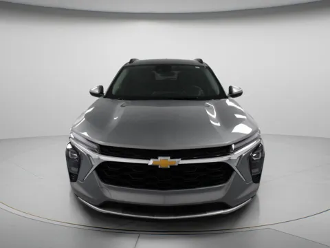 Photos of 2025 Chevrolet Trax LT for sale in Chillicothe, MO at MAG CDJR