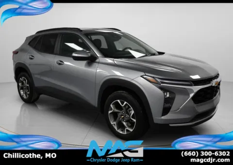 Gray 2025 Chevrolet Trax LT for sale in Chillicothe, MO