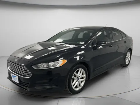 Another view of 2015 Ford Fusion SE for sale in Chillicothe, MO at MAG CDJR