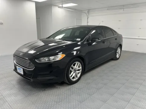 Another view of 2015 Ford Fusion SE for sale in Chillicothe, MO at MAG CDJR